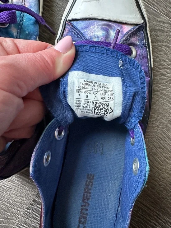 Converse Galaxy Print Low Top Sneakers - Picture 3 of 4